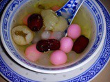 Red dates, longan tang yuan sweet soup