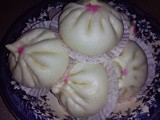 Steamed pork and vegetable baos - chinese 菜肉包子
