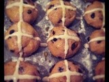 Traditional Hot Cross Buns