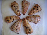 Banana and chocolate chips scones