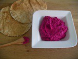 Beetroot  hummus 