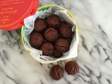 Dark chocolate cookies with chocolate chips