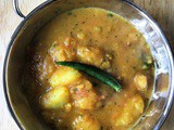 Indian Railway Style Aloo ki Sabji/Aloo Rasa Recipe