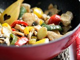 Moo Goo Gai Pan ( 蘑菇雞片 )