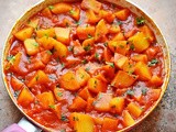 Potatoes in Tomato Sauce