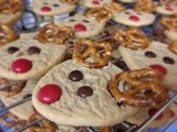 {Oh-So-Cute} Peanut Butter Reindeer Cookies