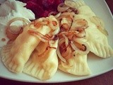 Pierogi Ruskie: Piroggen gefüllt mit Kartoffeln und Quark