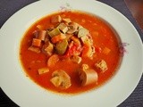 Vegane Soljanka: Der saure Klassiker mit Tofu und Seitan