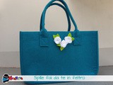Come personalizzare una borsa con spille fai da te [tutorial]