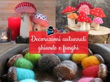 Decorazioni autunnali con ghiande e funghi
