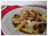 Penne con farfalline di formaggio e mortadella