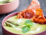 Crema asparagi piselli menta e speck croccante