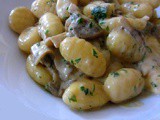 Gnocchi funghi tonno e bresaola