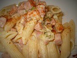 Penne alla paprika porri e prosciutto