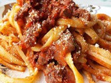 Tagliatelle al ragu’ di cinghiale