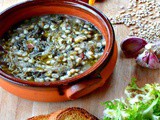 Zuppa di orzo ed indivia riccia