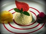 Catajo 2014: foto e ricette. Bavarese al cioccolato bianco e cocco con cuore ai frutti esotici, piccolo cheesecake di robiola e cioccolato con salsa ai lamponi, rosa di ananas marinato al pepe verde e zenzero