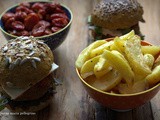  Dottoressa, ma la fellatio è vegana?  e il Burger integrale con fieno greco blu e semi Omega3, polpetta di lenticchie alla polvere di foglie di pepe di Tasmania, tofu marinato e datterini confit. Per #Mtchallenge 49