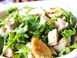 Insalata di carne con funghi e rucola