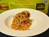 Bigoli nobili mori in salsa (di acciughe)