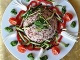 Chicchi vivaci con verdure julienne e pesto di rucola