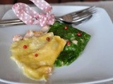 Crêpes con salmone e pepe rosa