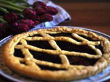 Crostata con frolla allo zafferano di Varese con Fiordifrutta di fragole e fragoline di bosco