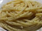 Bucatini cacio e pepe, al parmigiano, metodo Colonna
