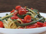 Linguine con fagiolini lunghi e pomodoro pizzutello