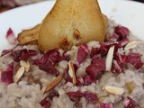 Risotto al Piedirosso con radicchio, pere e mandorle