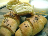 Brze kiflice s kiselim vrhnjem :: Quick Croatian sour cream rolls