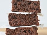 Date sweetened gluten free brownies