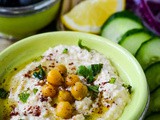 Easy Homemade Traditional Hummus