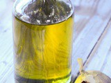 Homemade Garlic Oil