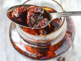 Oven dried tomatoes in oil