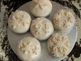 Baking Mad, Mich Turner and Mini Snow Flake Christmas Cakes