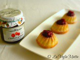 Ciambelline alle mandorle con confettura extra di Amarene Vis