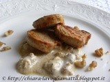 Filetto di maiale con crema all' aglio orsino e noci