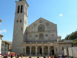 Incantevole Umbria ... Spoleto e Fonti del Clitunno pranzo in una galleria d'arte