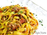 Tagliatelle al ragù di sardoni