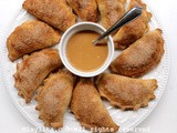 Apple empanadas {with cinnamon empanada dough}