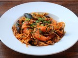 Seafood spaghetti {Tallarines con mariscos} – Latin Weeknight Meals
