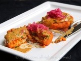 Sweet potato patties stuffed with cheese {Llapingachos de camote}