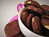 Biscotti al cacao e mandorle senza uova