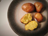 Come cuocere le patate al microonde