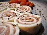 Rotolini di mozzarella ripieni di salmone