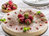 Semifreddo con yogurt e fragole