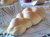 Trecce di pane al latte