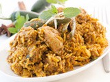 Chicken Maqluba with Peas Recipe