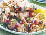 Lemon and garlic chicken kebabs recipe